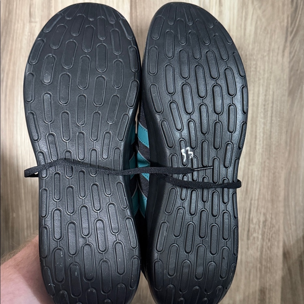 Adidas LITE RACER 4.0 SHOES - Picture 4 of 6